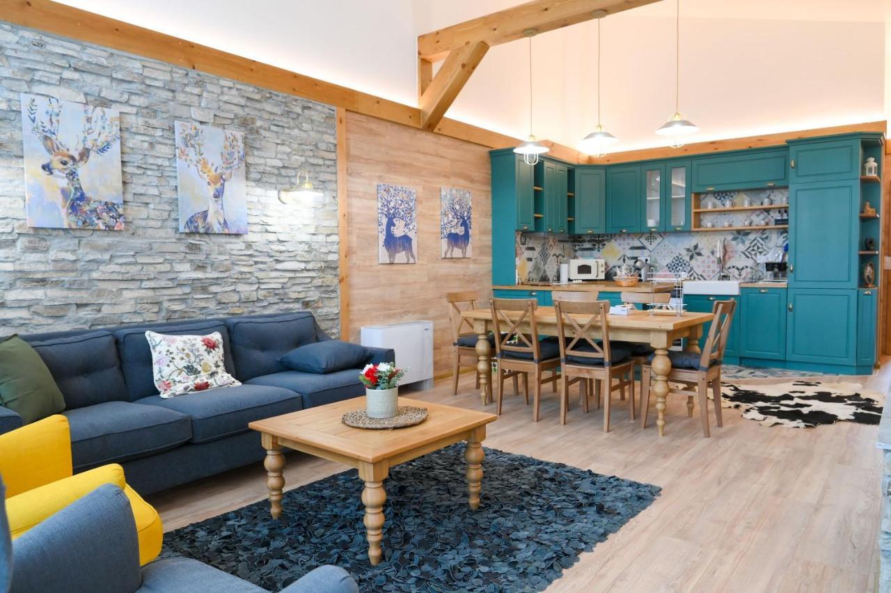 Villa Raphael Near The Pirin Golf Resort 반스코 외부 사진