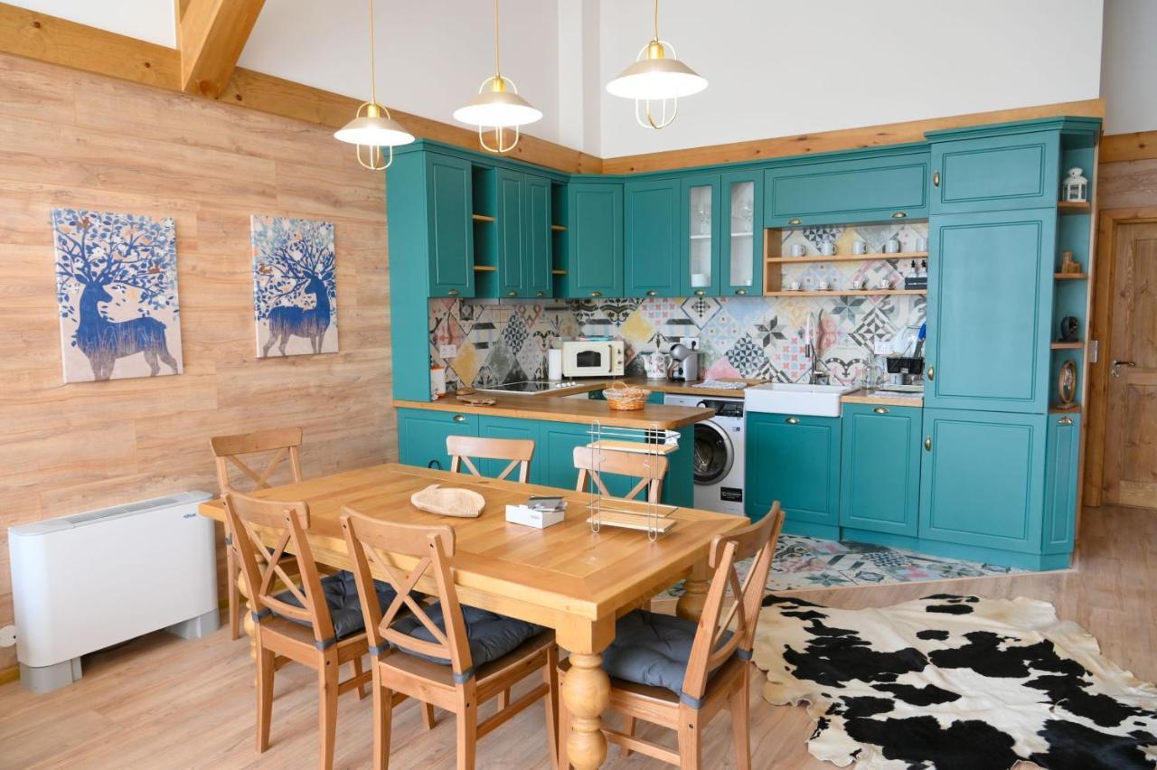 Villa Raphael Near The Pirin Golf Resort 반스코 외부 사진