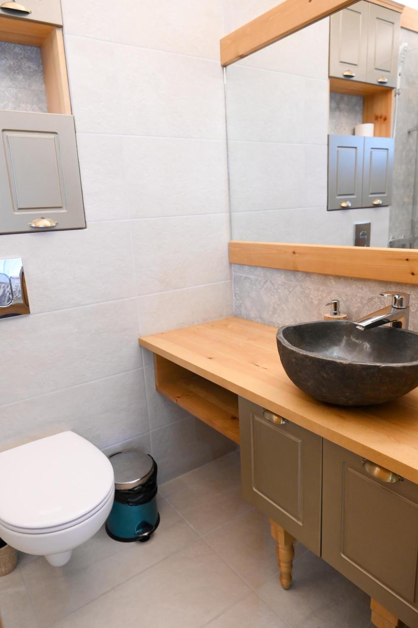 Villa Raphael Near The Pirin Golf Resort 반스코 외부 사진